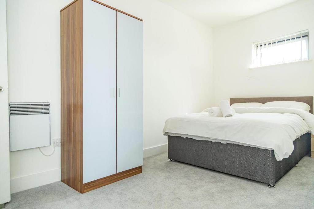 Serviced Apartment In Liverpool City Centre - Free Parking - Balcony - By Happy Days מראה חיצוני תמונה