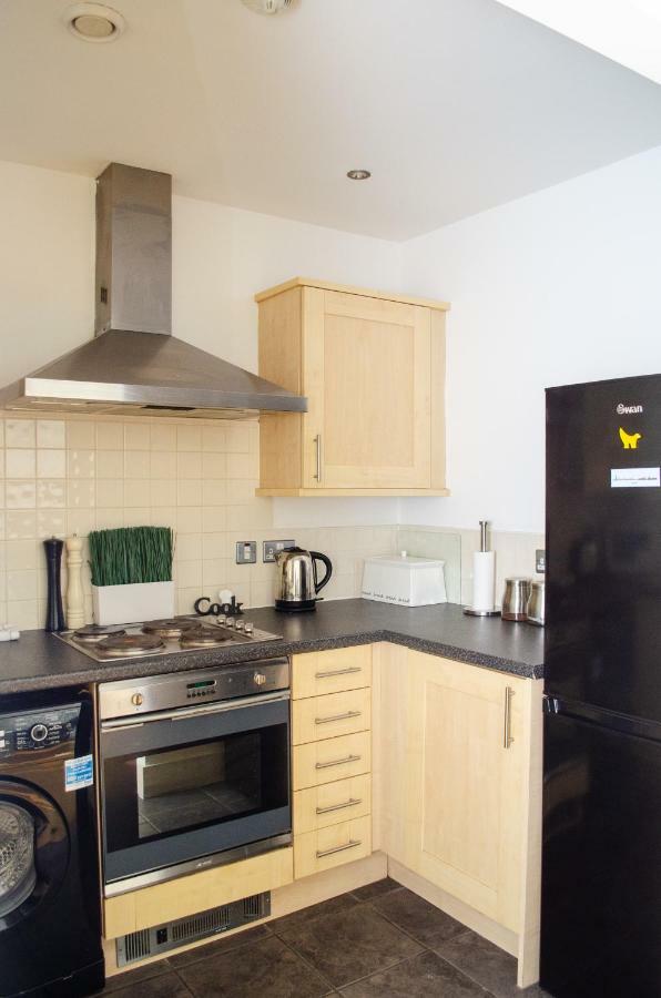 Serviced Apartment In Liverpool City Centre - Free Parking - Balcony - By Happy Days מראה חיצוני תמונה