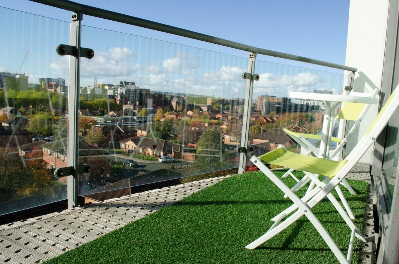 Serviced Apartment In Liverpool City Centre - Free Parking - Balcony - By Happy Days מראה חיצוני תמונה